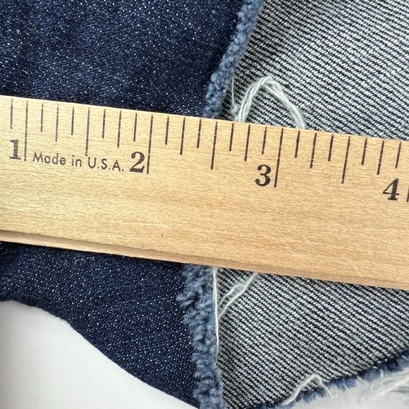 Levi's Jean Shorts Women's 29 Demi Curve Dark Blue Cut Offs Stretch Denim Jorts - Picture 12 of 14